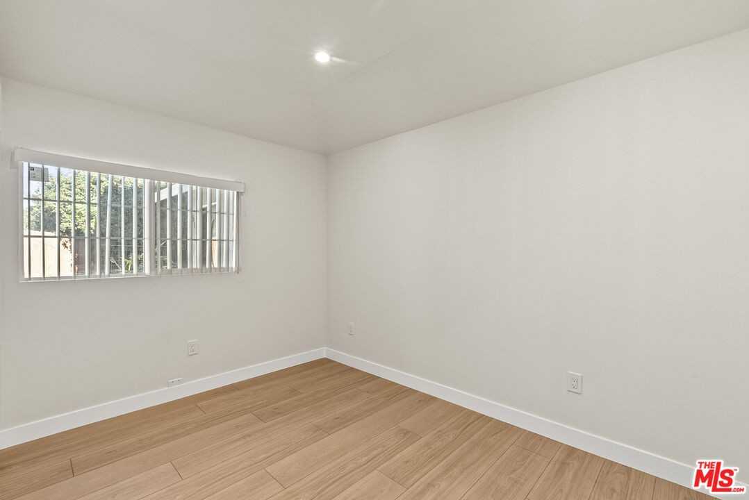 6516 1/2 Beck Ave #6516 - Photo 5 of 21