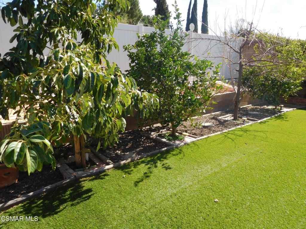 1394 Sycamore Dr #1394 - Photo 4 of 13