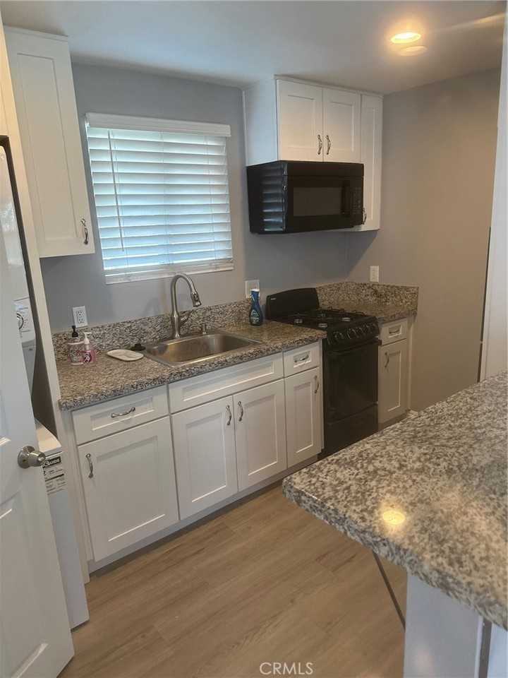 3615 Genevieve St #3615B - Photo 3 of 12