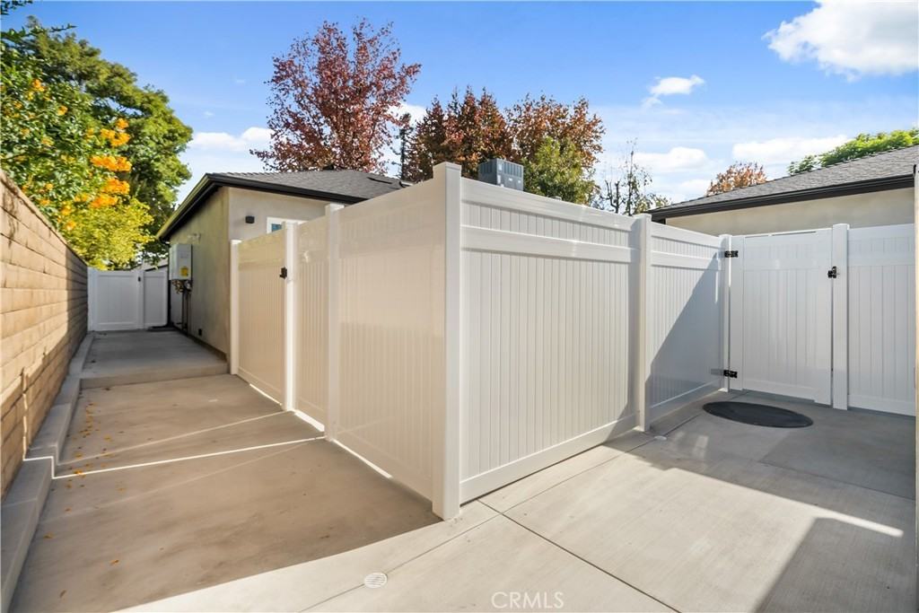 6937 Jellico Ave #6937 - Photo 5 of 18