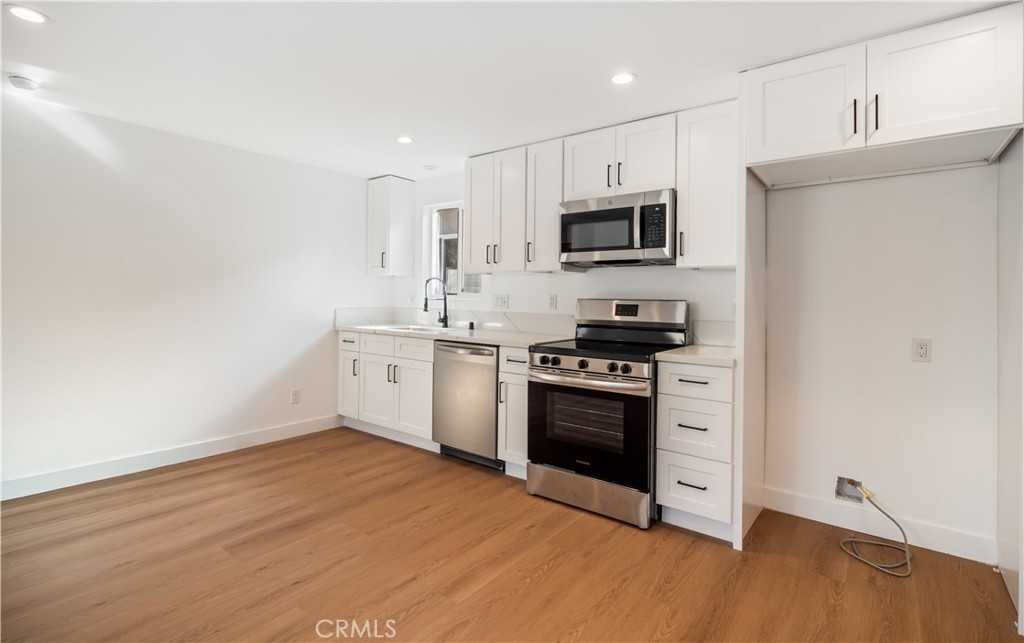 6937 Jellico Ave #6937 - Photo 6 of 18