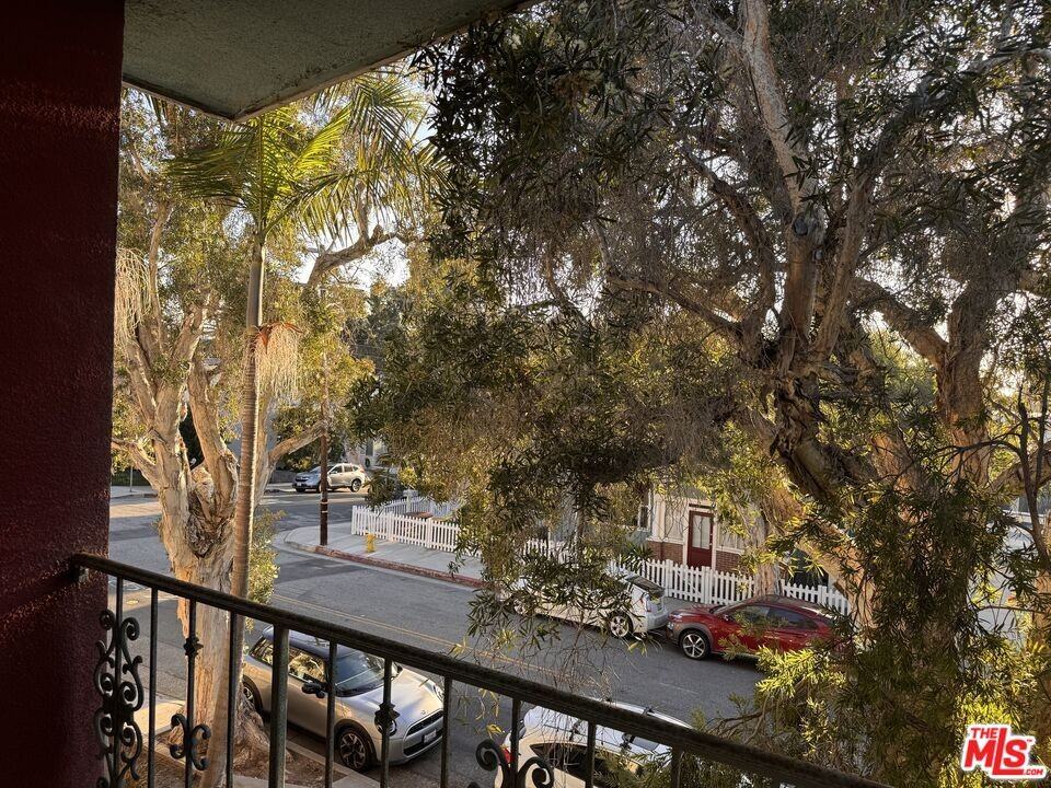 2639 6th St #2639 - Photo 6 of 19