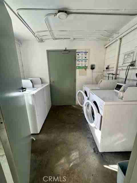 5821 Sylmar Ave #5821-2 - Photo 3 of 25