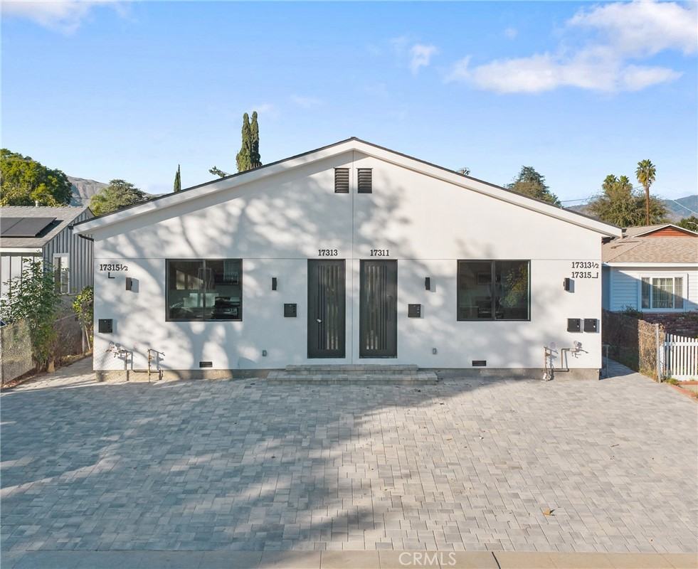 17313 Los Alimos St #17313 - Photo 2 of 16