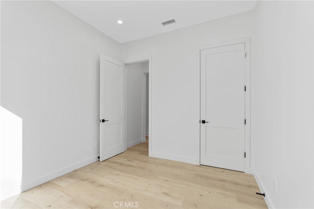 17313 Los Alimos St #17313 - Photo 5 of 16