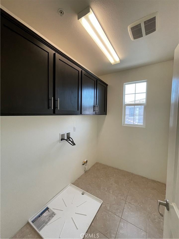 2915 S Via Belamaria #2915 - Photo 4 of 21