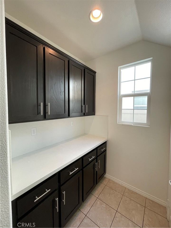 2915 S Via Belamaria #2915 - Photo 5 of 21