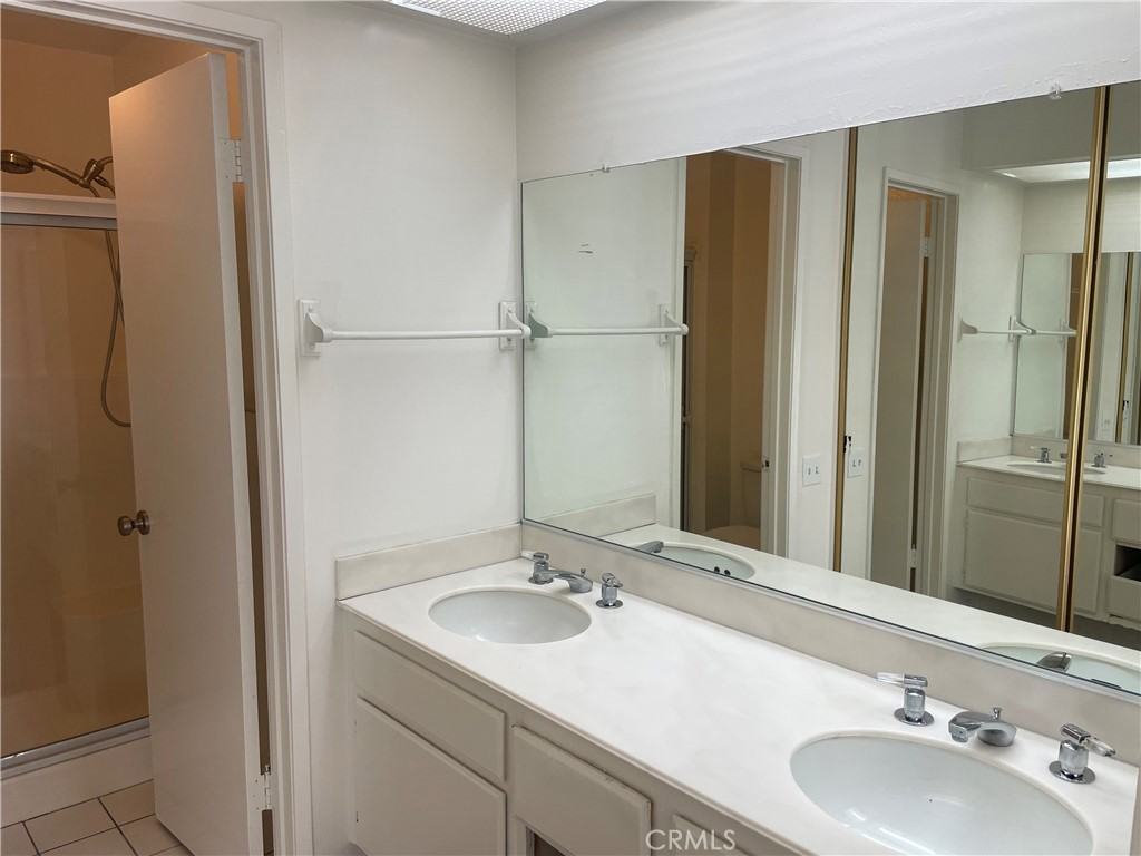 19003 Canyon Circle Dr #19003 - Photo 4 of 15