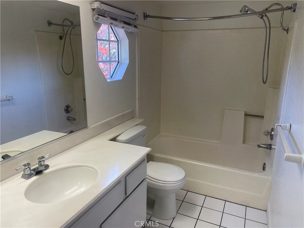 19003 Canyon Circle Dr #19003 - Photo 5 of 15