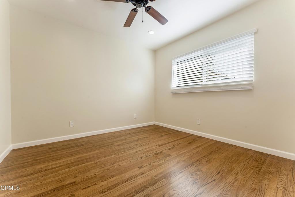 420 Violet Ave #420C - Photo 4 of 34