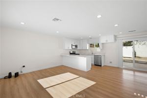 featured image of 7649 Thousand Oaks Dr