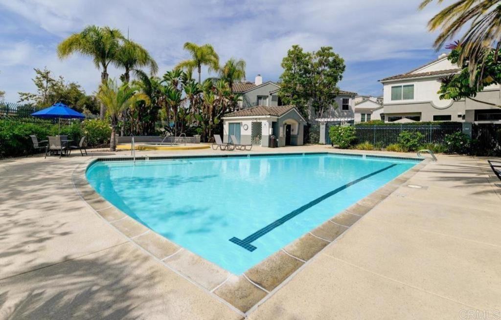 7677 Hazard Center Dr #7677 - Photo 4 of 13