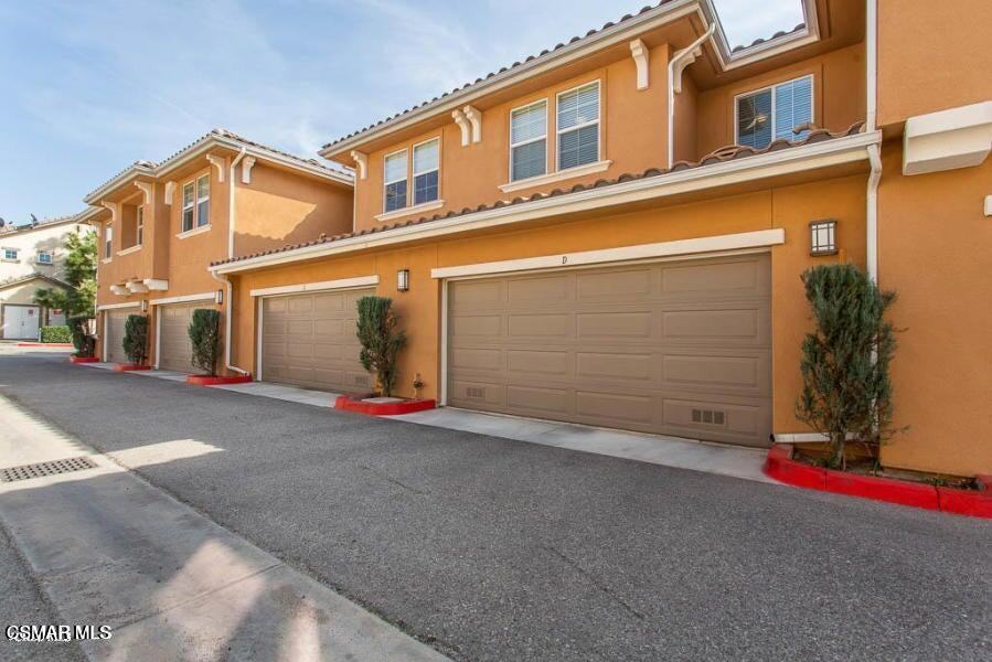 1654 Heywood St #1654D - Photo 5 of 14