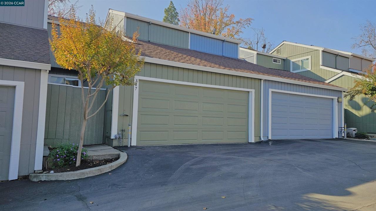 347 Scottsdale Rd #347 - Photo 3 of 36