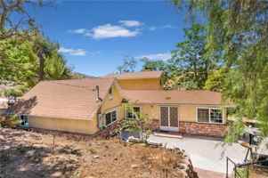 featured image of 32530 Agua Dulce Canyon Rd #32530