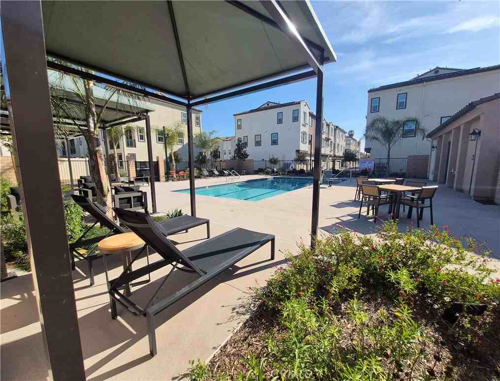 2137 Cumberland #2137 - Photo 7 of 24