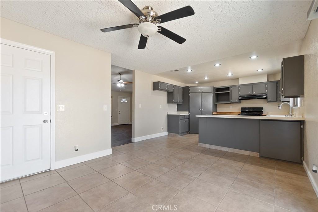 18742 Vine St #18742 - Photo 2 of 34