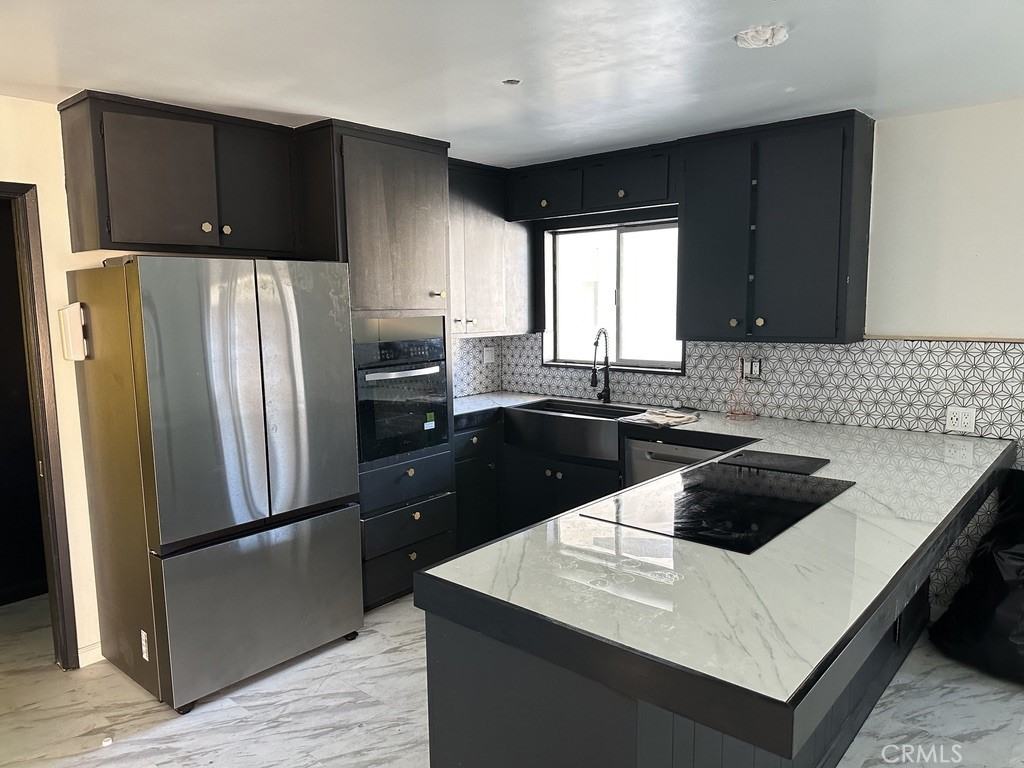 7428 Acoma Trl #7428-2 - Photo 3 of 15