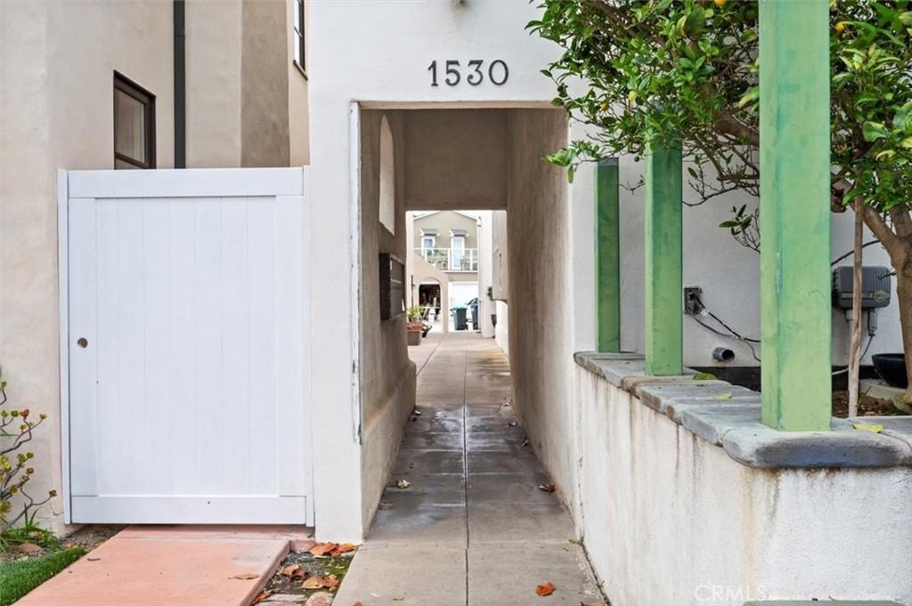 1530 Miramar Dr #1530-6 - Photo 7 of 17