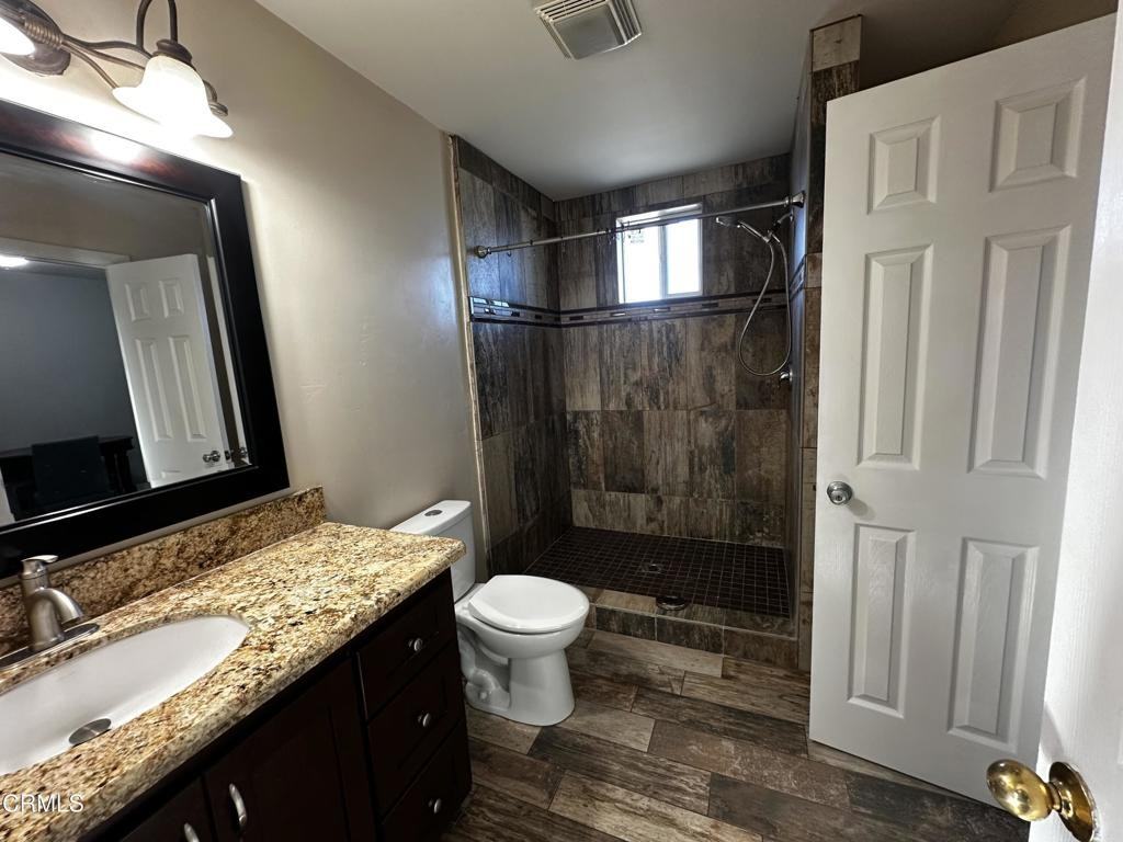 2235 Cloyne St #2235 - Photo 6 of 9