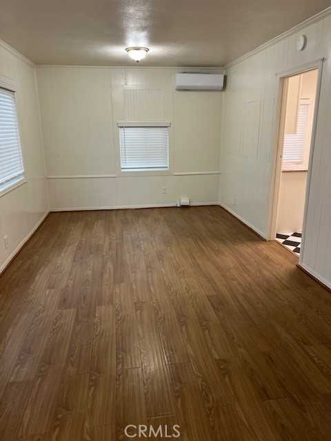 3909 Glen Way #3909 - Photo 3 of 22