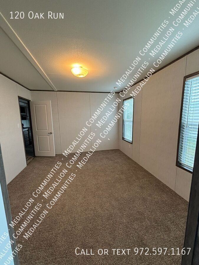 120 Oak Run - Photo 5 of 13