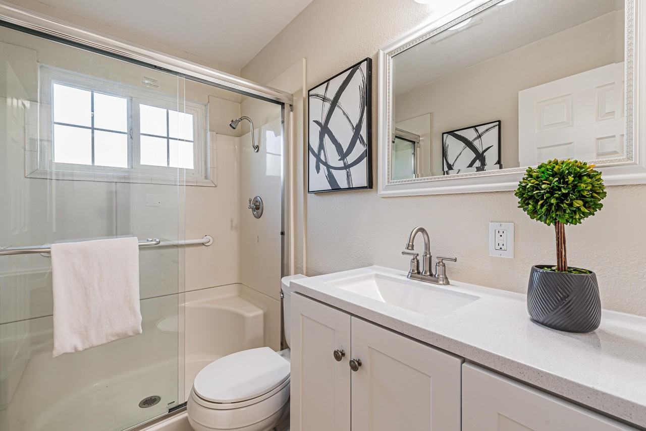 370 Hamilton Ave #102 - Photo 6 of 14