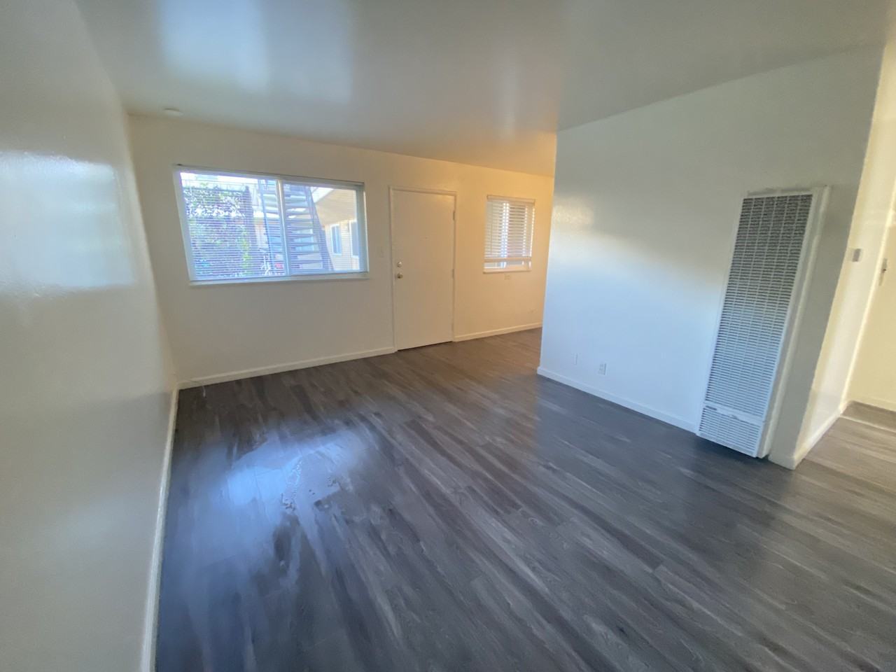 1850 Thau Way #10 - Photo 3 of 11