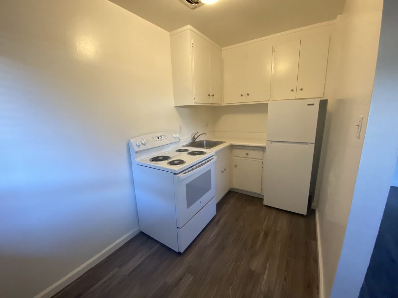 1850 Thau Way #10 - Photo 6 of 11