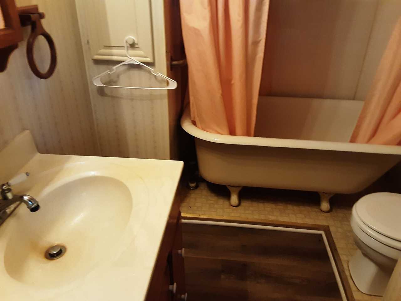 4010 Madison St #NA - Photo 6 of 12