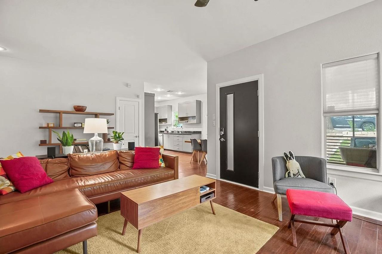 2111 E 8th St #NA - Photo 4 of 17