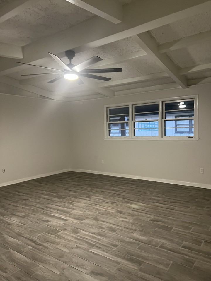 5469 Southwood Dr #2 - Photo 4 of 11