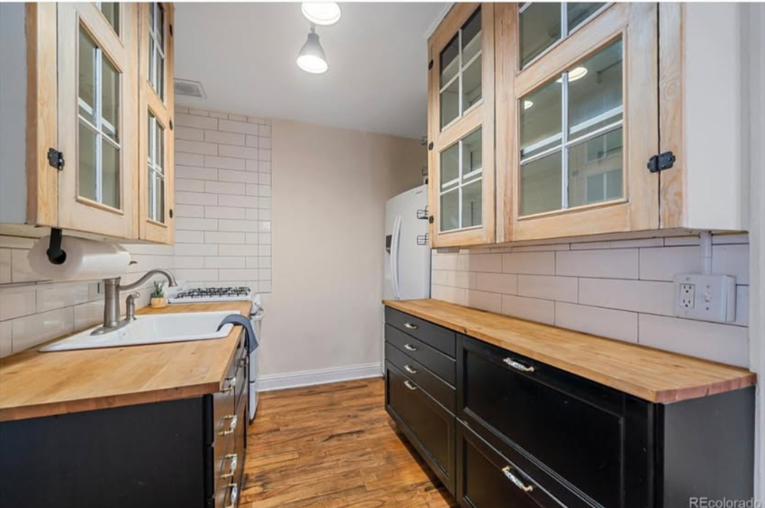 955 N Washington St - Photo 7 of 15