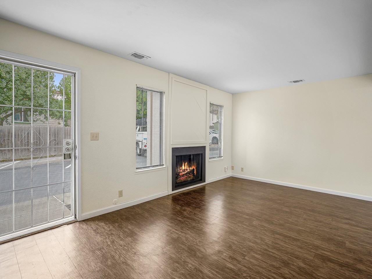 3105 Garden Cir #2 - Photo 3 of 22