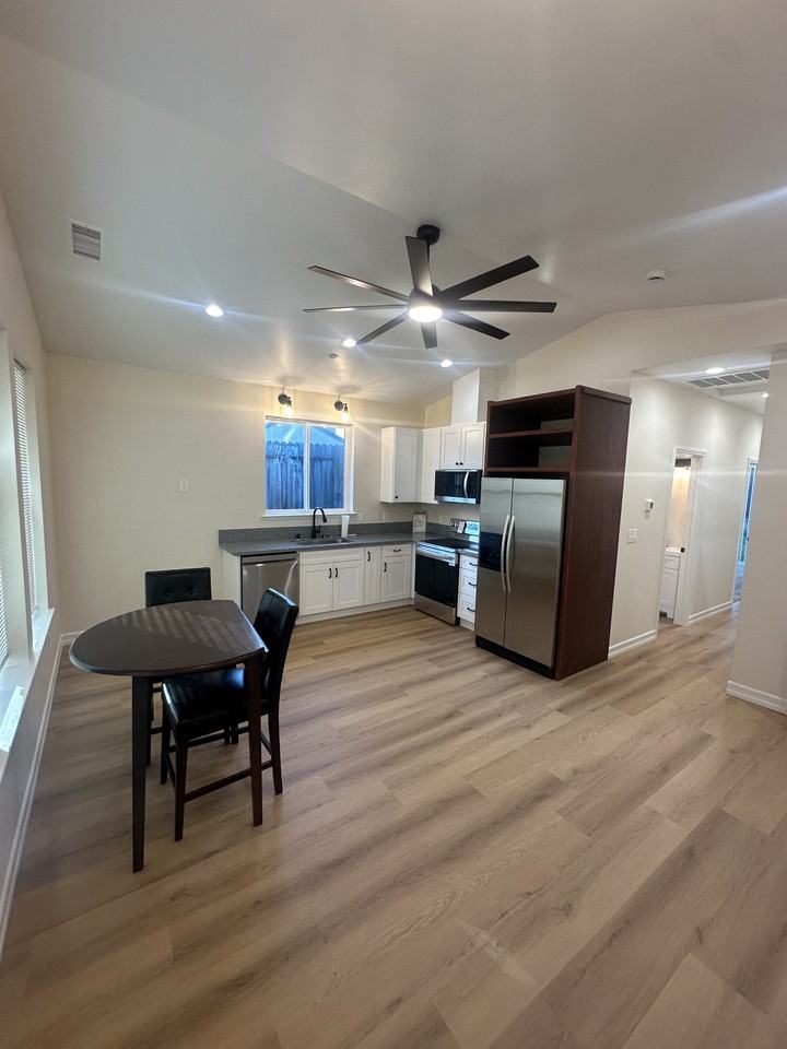 12 Mast Ct Unit A #NA - Photo 2 of 22