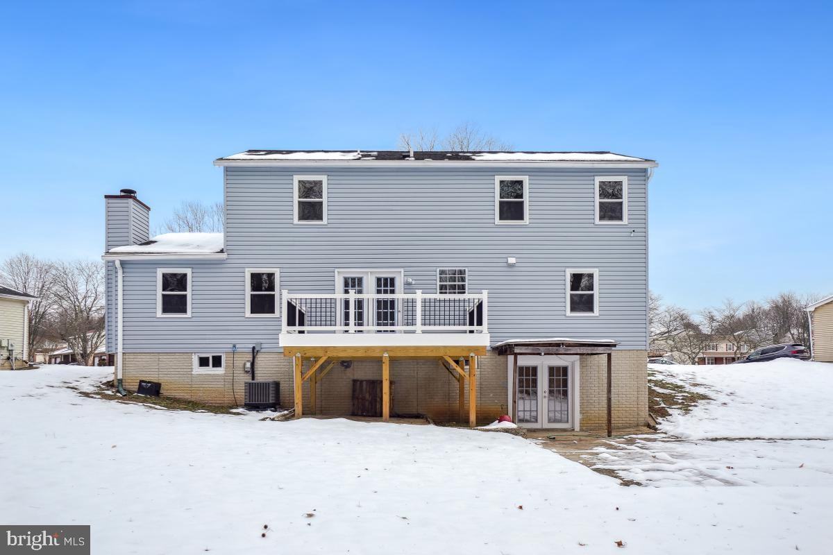 817 Falcon Dr #NA - Photo 3 of 30