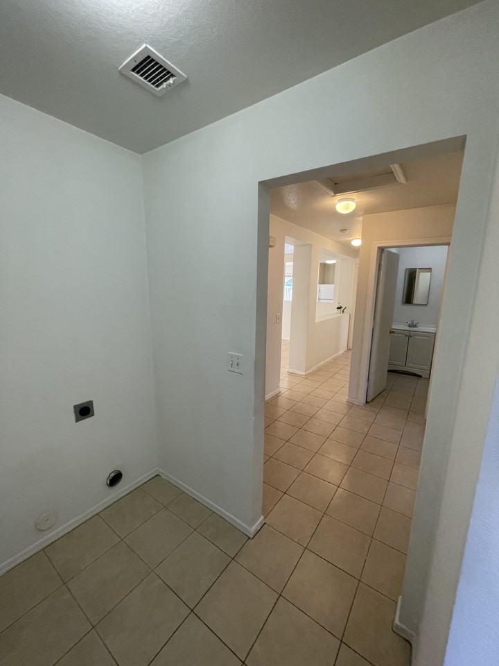 11795 W Columbine Dr #NA - Photo 6 of 17