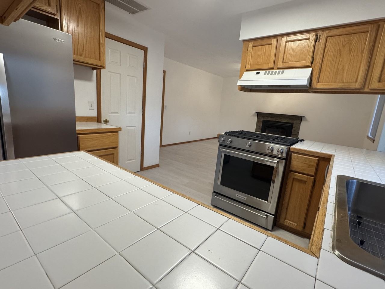 4534 Sw Pasadena St #1 - Photo 4 of 31