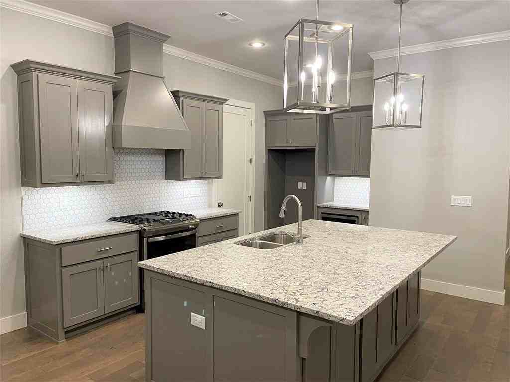 Southwest Daybreak Boulevard #1 - Photo 3 of 12