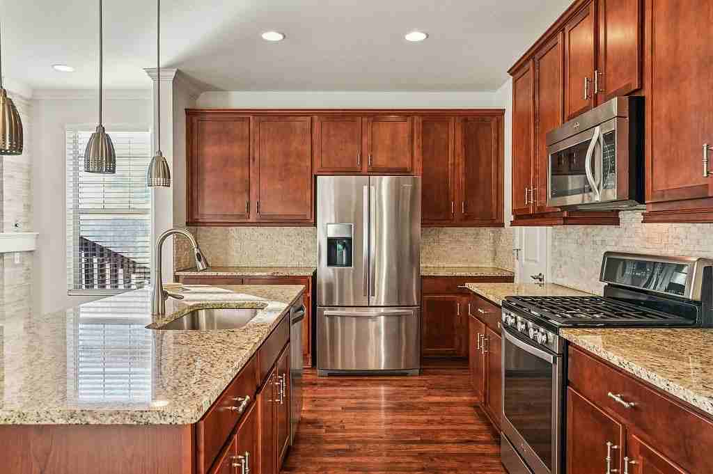 8002 East 49th Place - Photo 7 of 44