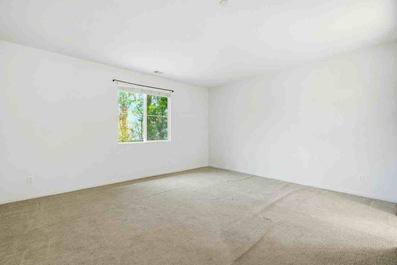 4722 East Washington Avenue - Photo 3 of 37