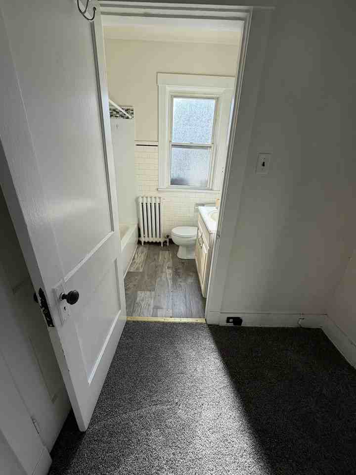 3825-3827 Brighton Road, Unit 3825 - Photo 5 of 8