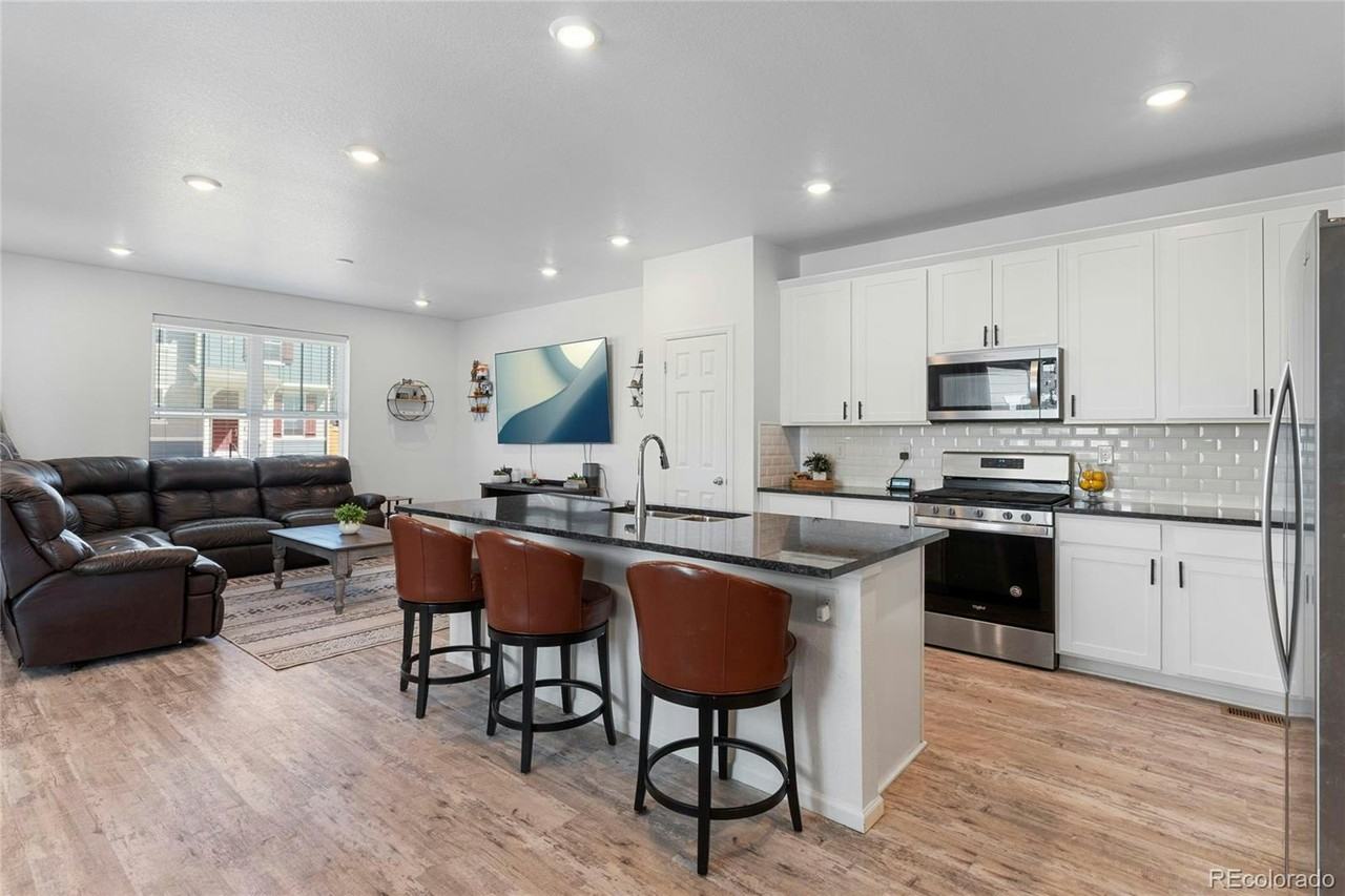 11400 Iron Ore Court - Photo 4 of 29