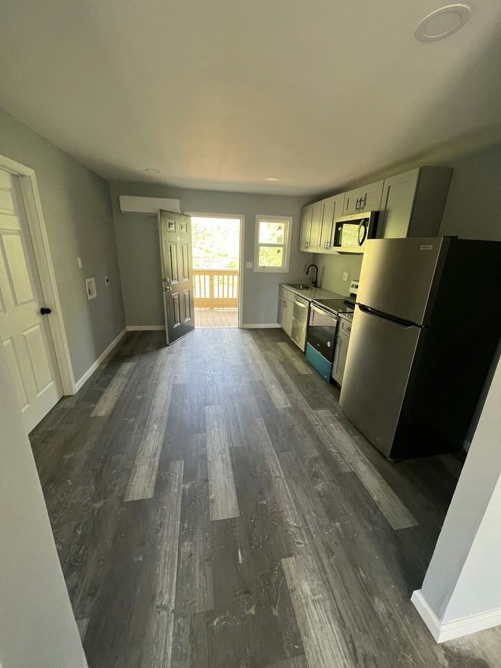 106 North Pugh Street, Unit A - Photo 7 of 8