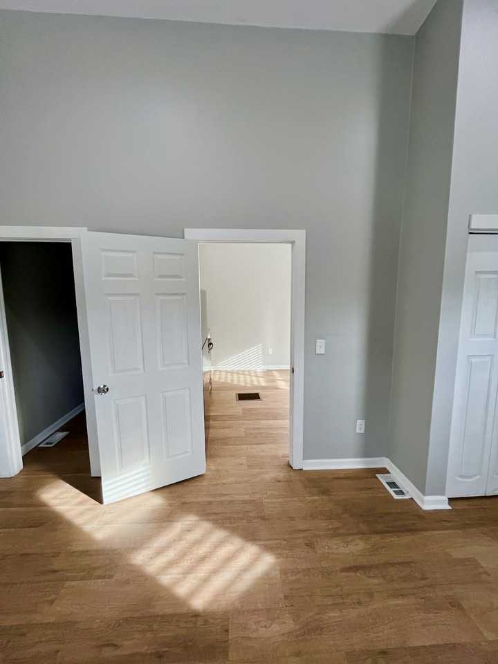 1518 Howard Street, Unit 3 - Photo 3 of 8