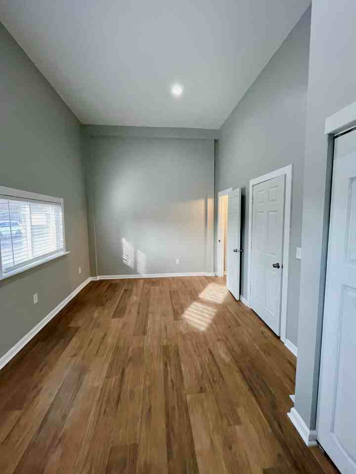 1518 Howard Street, Unit 3 - Photo 4 of 8