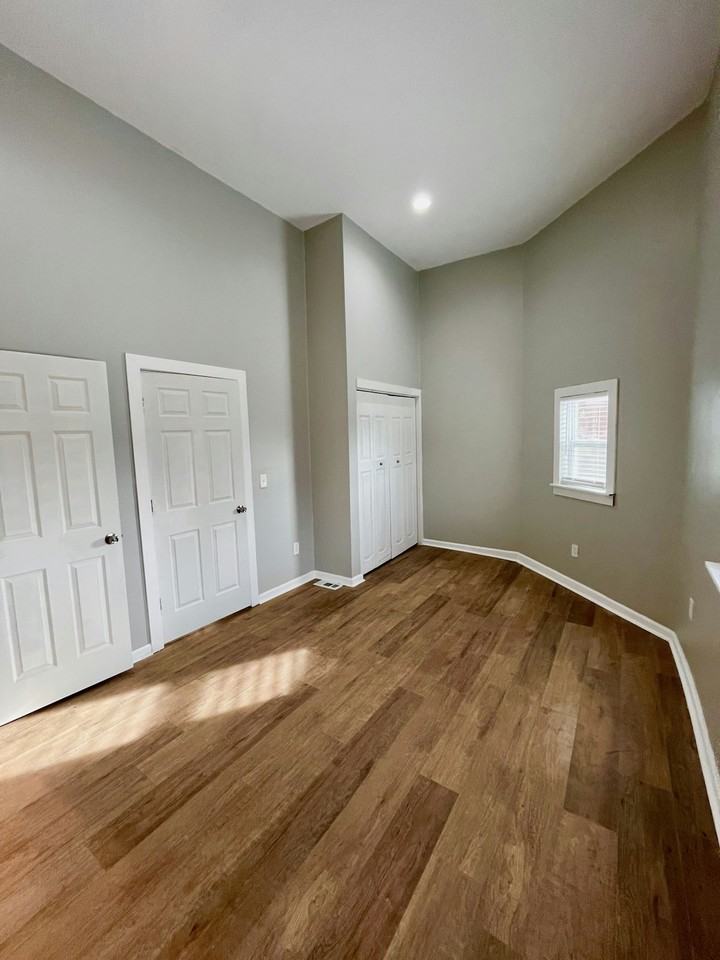 1518 Howard Street, Unit 3 - Photo 5 of 8