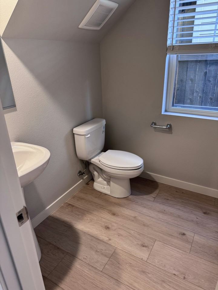 7298 Southeast Madrone Street - Photo 2 of 17