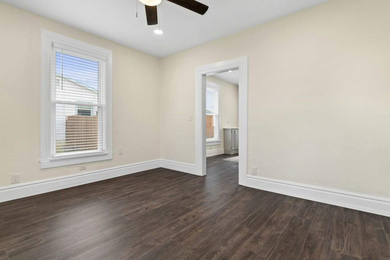 715 Arcadia Place - Photo 4 of 18