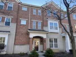 featured image of 4702 N Lamon Ave #1